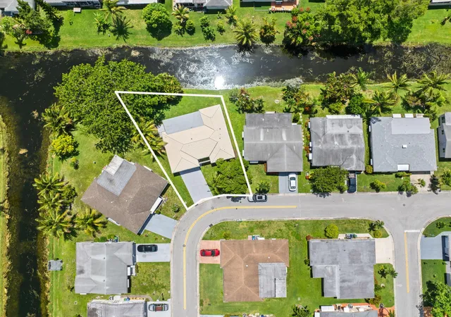 Photo 2 of Single family home for sale at 1550 Nw 70th Terrace, Margate, FL 33063 | MLS# B26045204 | Listing updated on 2026-09-28
