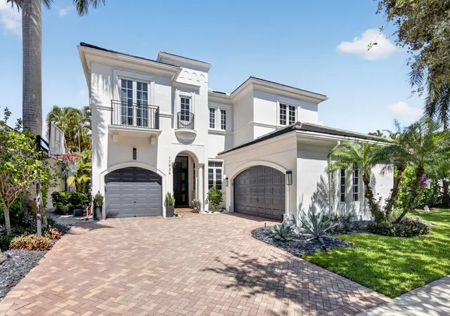 Homes for sale in Boca Raton, FL | 17936 Villa Club Wy, Boca Raton, FL 33496 | MLS# B26045246