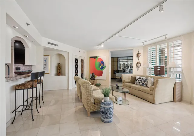 3rd image of 120 SE 5th Avenue #329, Boca Raton, FL 33432 | MLS# B26045241