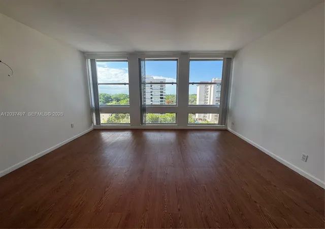 3rd image of 700 Biltmore Wy #916, Coral Gables, FL 33134 | MLS# A12037497