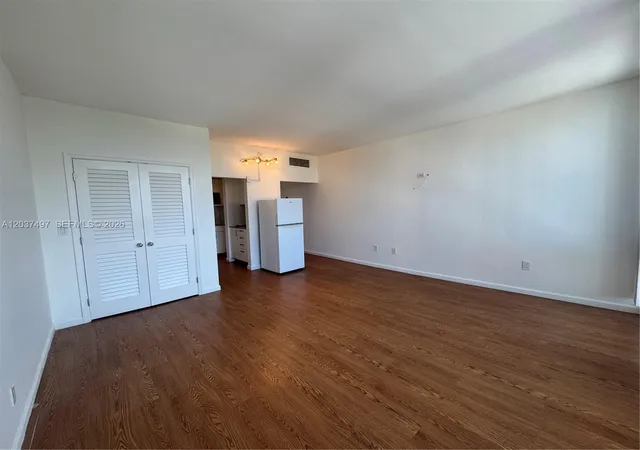 5th image of 700 Biltmore Wy #916, Coral Gables, FL 33134 | MLS# A12037497