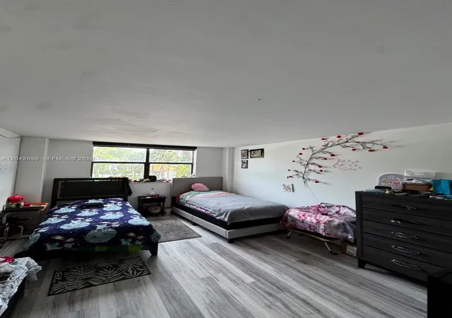 4th image of 210 174Th St #M11, Sunny Isles Beach, FL 33160 | MLS# A12042098