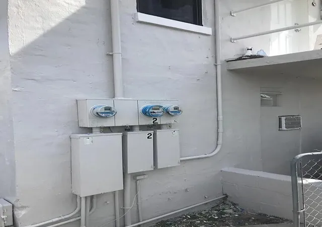 Photo 3 of House for sale at 711 Palm Beach Lakes Blvd, West Palm Beach, FL 33401 | MLS# B26045310 | Listing updated on 2026-09-23