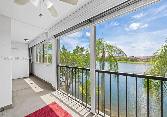 2nd image of 4025 N Nob Hl Rd, Sunrise, FL 33351