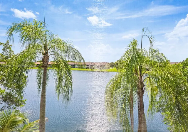 15th image of 4025 N Nob Hill Rd #301, Sunrise, FL 33351 | MLS# A12043124