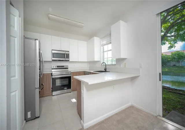 3rd image of 445 Ne 21St Ave, Homestead, FL 33033 | MLS# A12043168