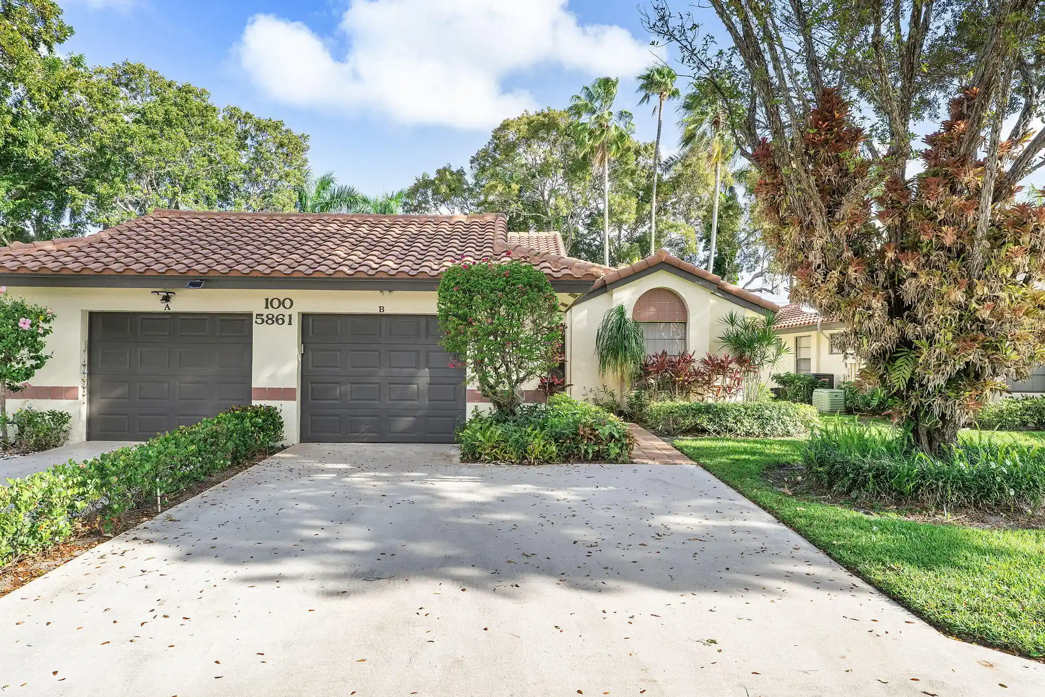 Photo 1 of Single family home for sale at 5861 Sunswept Ln #B, Boynton Beach, FL 33437 | MLS# B26045355 | Listing updated on 2026-10-19