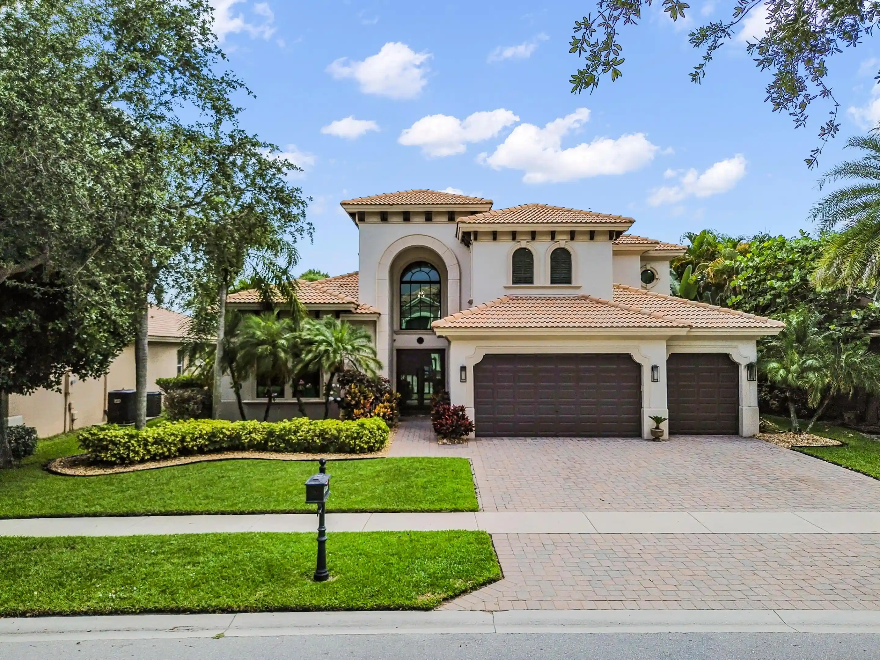 Single family home for sale at 8729 Wellington View Dr, West Palm Beach, FL 33411 | MLS# B26045369