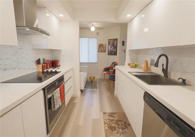 2nd image of 12750 Sw 15th St #106D, Pembroke Pines, FL 33027 | MLS# A12039386
