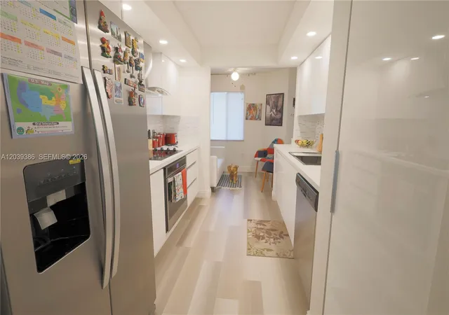 5th image of 12750 Sw 15Th St #106D, Pembroke Pines, FL 33027 | MLS# A12039386