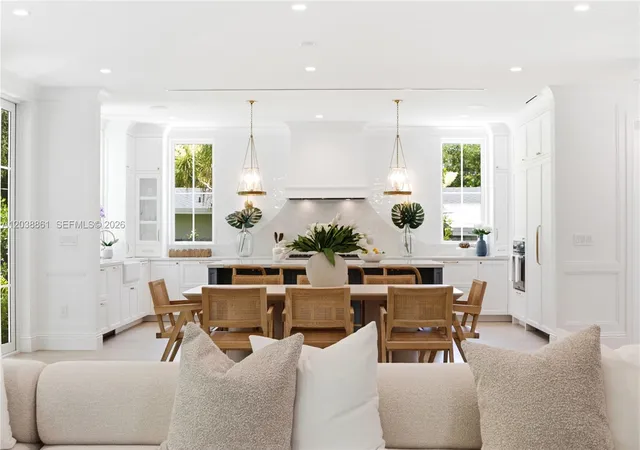 5th image of 6751 Sw 76Th Ter, South Miami, FL 33143 | MLS# A12038861