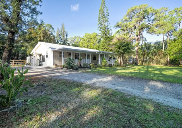 2nd image of 15160 Scotts Pl, Loxahatchee, FL 33470 | MLS# A12043299