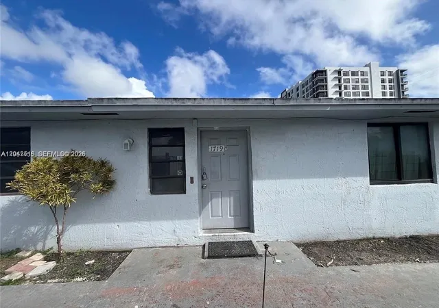 Homes for sale in Miami, FL | 1717 Nw 16th St, Miami, FL 33125 | MLS# A12042518