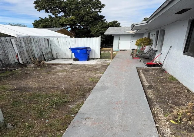 Homes for sale in Miami, FL | 1717 Nw 16th St, Miami, FL 33125 | MLS# A12042518