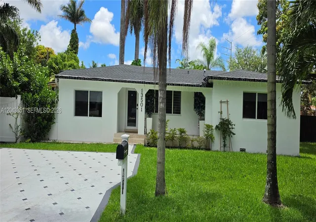 2nd image of 13501 Ne Miami Ct, Miami, FL 33161 | MLS# A12043351