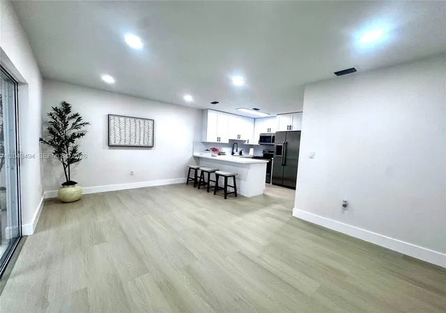 46th image of 6350 Sw 139th Ave, Miami, FL 33183 | MLS# A12043494