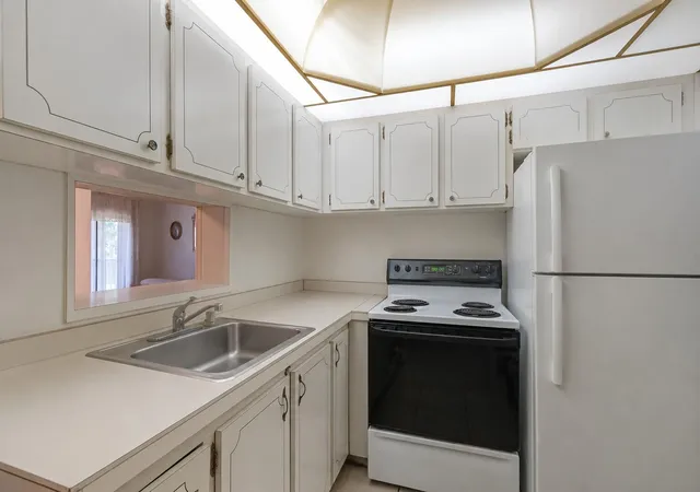 Photo 3 of Sale Pending at 16750 Ne 14th Avenue #303, Miami, FL 33162 | MLS# B26045507 | Listing updated on 2026-09-08