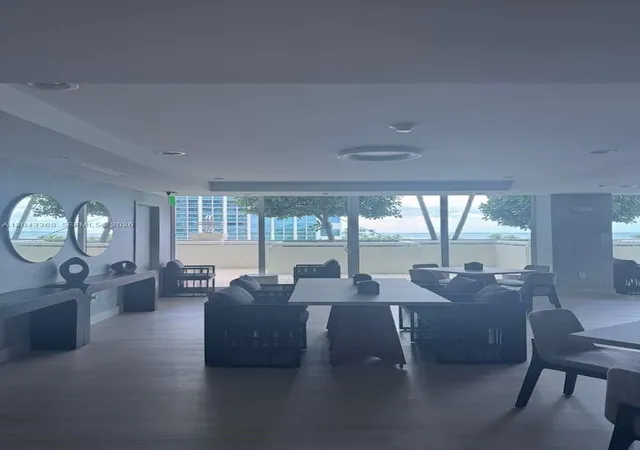 2nd image of 5025 Collins Ave, Miami Beach, FL 33140