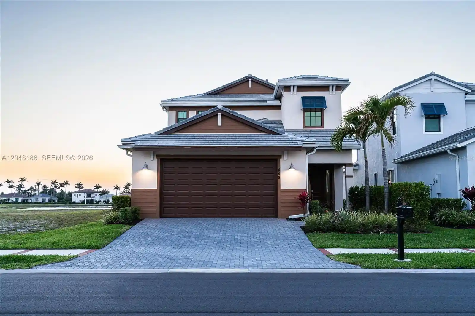 Photo 1 of Single family home for sale at 449 Se Fascino Cir, Port St Lucie, FL 34984 | MLS# A12043188 | Listing updated on 2026-09-23