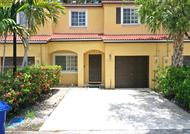 Homes for sale in Miramar, FL | 2123 Sw 101st Ln, Miramar, FL 33025 | MLS# A12042476