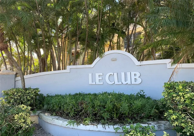 Homes for sale in Cutler Bay, FL | 8660 Sw 212th Street, Cutler Bay, FL 33189 | Houzeo