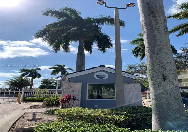 Homes for sale in Cutler Bay, FL | 8660 Sw 212th St #305, Cutler Bay, FL 33189 | MLS# A12043589
