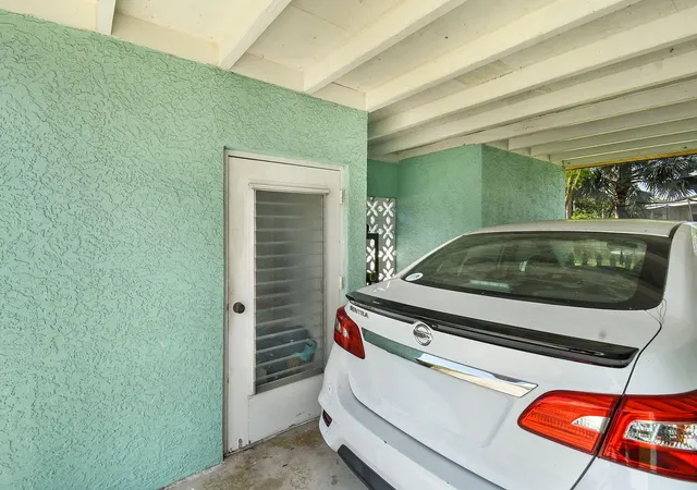 5th image of 201 Ne Prima Vista Blvd, Port St Lucie, FL 34983 | MLS# B26045594
