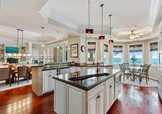 5th image of 104 Coastal Dr, Key Largo, FL 33037 | MLS# A12043732