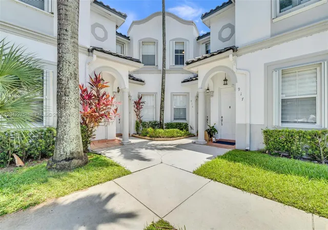 2nd image of 5570 Nw 107th Ave #916, Doral, FL 33178 | MLS# A12042275