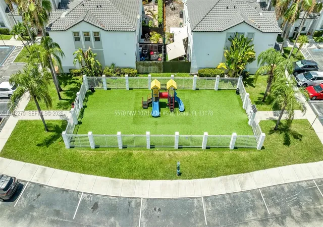 55th image of 5570 Nw 107th Ave #916, Doral, FL 33178 | MLS# A12042275