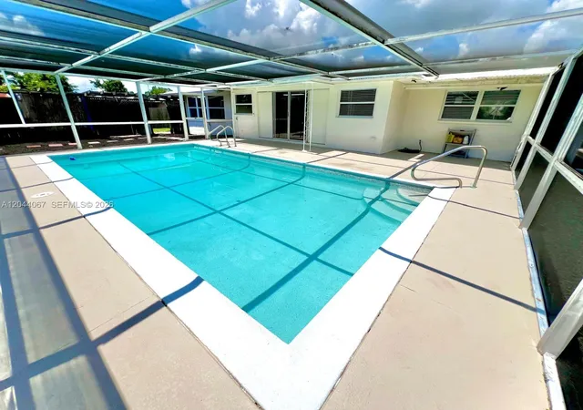 Homes for sale in North Fort Myers, FL | 4708 Orange Grove Blvd, North Fort Myers, FL 33903 | MLS# A12044067