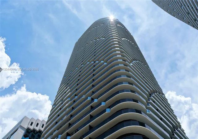 1st image of 55 Sw 9Th St #2208, Miami, FL 33130 | MLS# A12044091