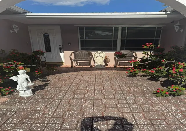 4th image of 9451 Nw 20Th Pl, Sunrise, FL 33322 | MLS# A12043357