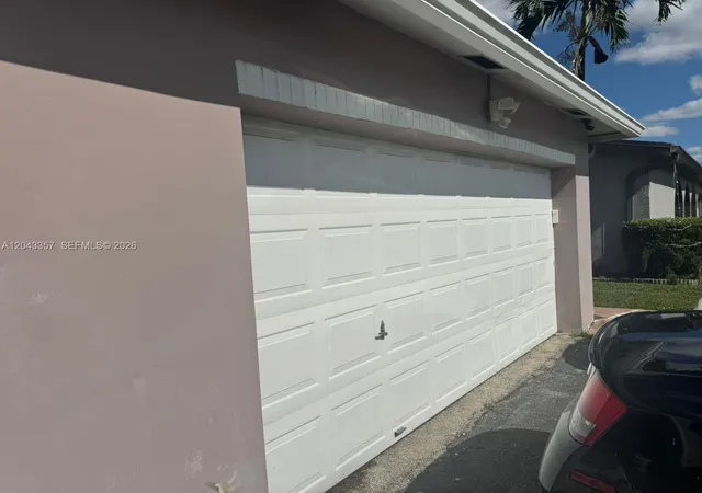5th image of 9451 Nw 20Th Pl, Sunrise, FL 33322 | MLS# A12043357