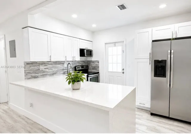 5th image of 59 E 10Th St, Hialeah, FL 33010 | MLS# A12043603
