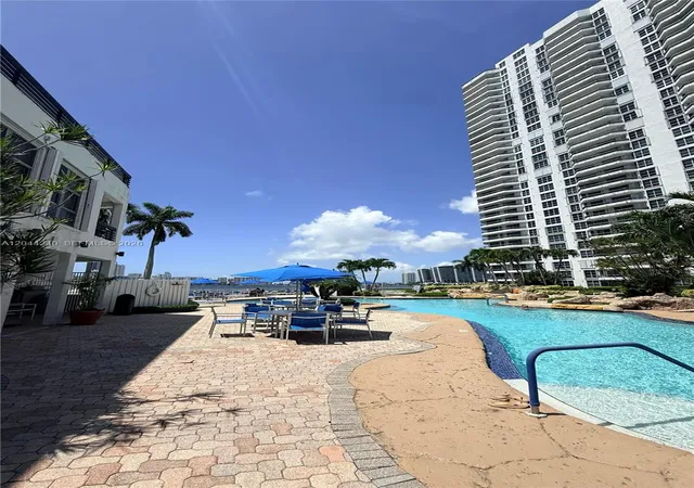 2nd image of 19101 Ne 36Th Ct, Aventura, FL 33180