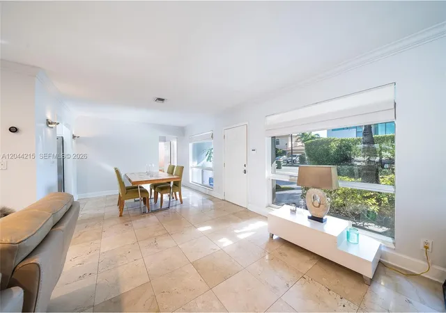 3rd image of 13140 Coronado Dr, South Miami, FL 33181 | MLS# A12044215