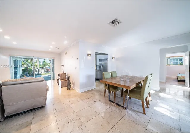 4th image of 13140 Coronado Dr, South Miami, FL 33181 | MLS# A12044215