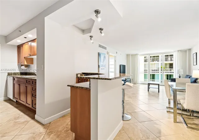 5th image of 6917 Collins Ave #1012, Miami Beach, FL 33141 | MLS# A12044260