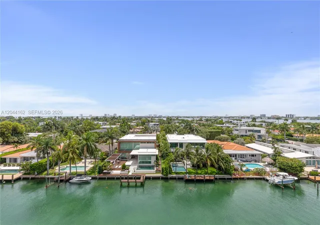 2nd image of 9940 W Bay Harbor Dr #7HS, Bay Harbor Islands, FL 33154 | MLS# A12044162