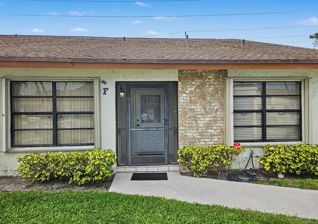 Photo 2 of Townhouse for sale at 1160 Parkside Green Dr #F, Greenacres, FL 33415 | MLS# B26046038 | Listing updated on 2026-10-08