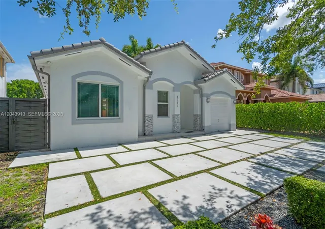 Homes for sale in Miami Lakes, FL | 8757 Nw 139Th St, Miami Lakes, FL 33018 | MLS# A12043913