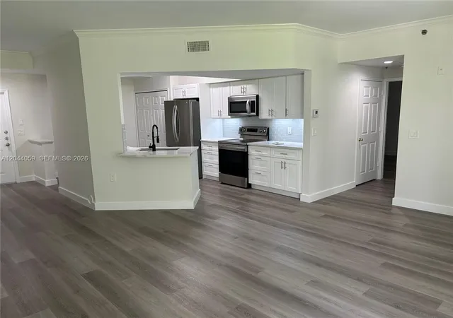 2nd image of 3225 Ne 184th St #10106, Aventura, FL 33160 | MLS# A12044059