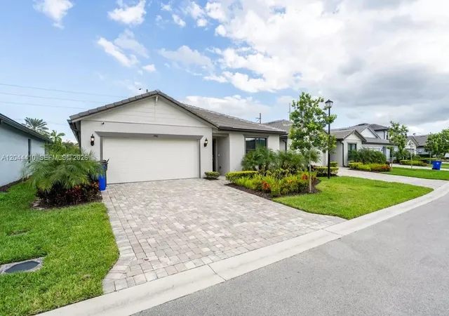 Homes for sale in Lauderdale Lakes, FL | 2940 Shortleaf Ave, Lauderdale Lakes, FL 33311 | MLS# A12044410