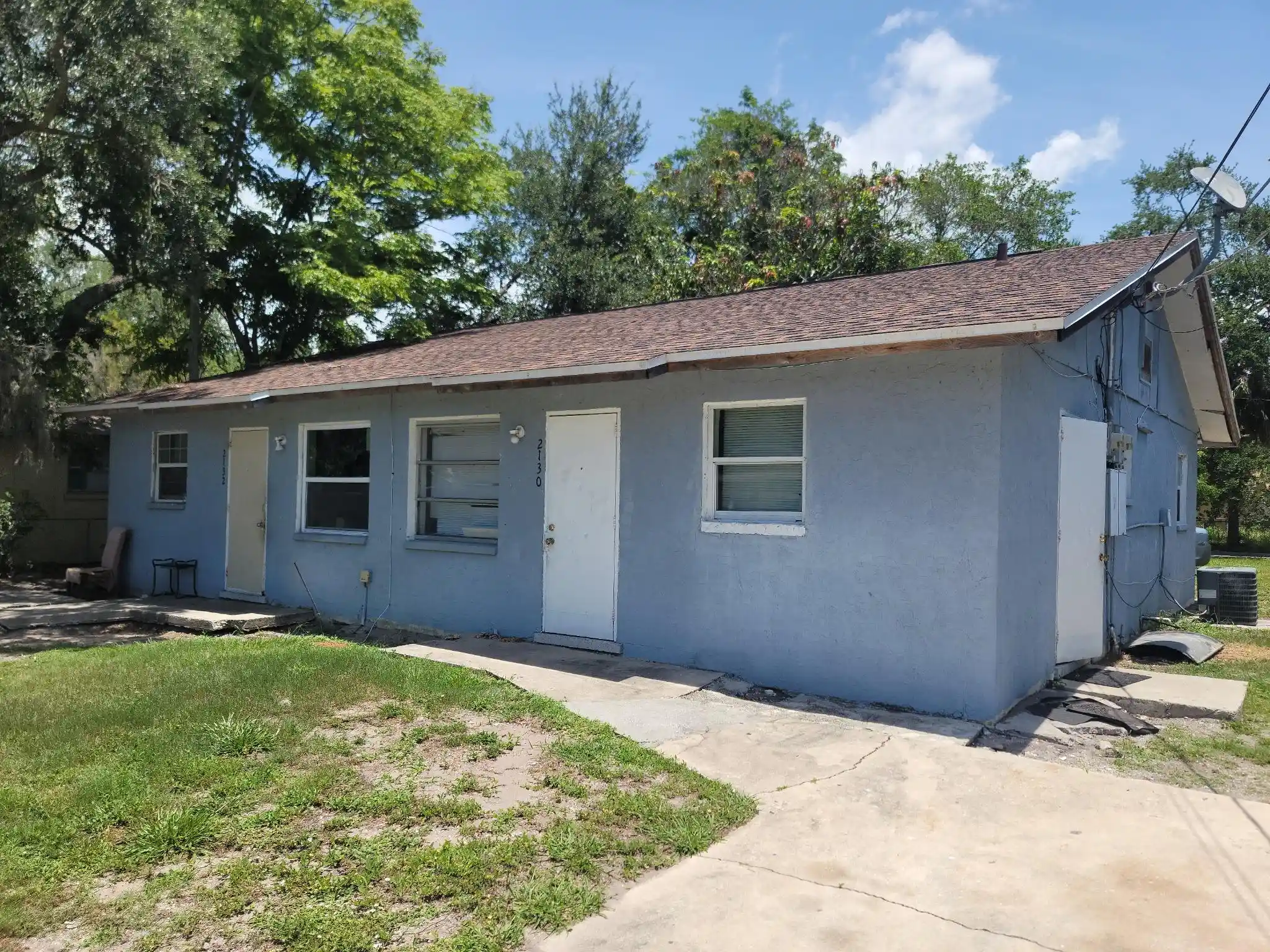 Multi family home for sale at 2130 N Orange Ave, Sarasota, FL 34234 | MLS# B26046243