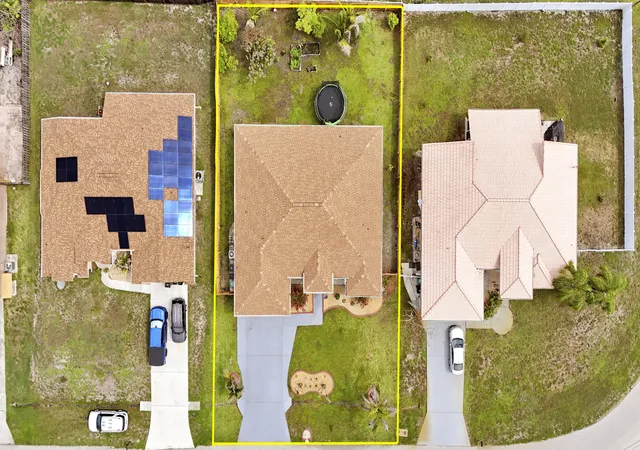 5th image of 611 Sw Saragossa Ave, Port Saint Lucie, FL 34953 | MLS# B26046256
