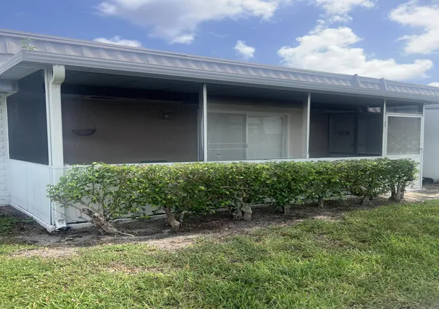 Homes for sale in Delray Beach, FL | 62 Valencia C, Delray Beach, FL 33446 | MLS# B26046329