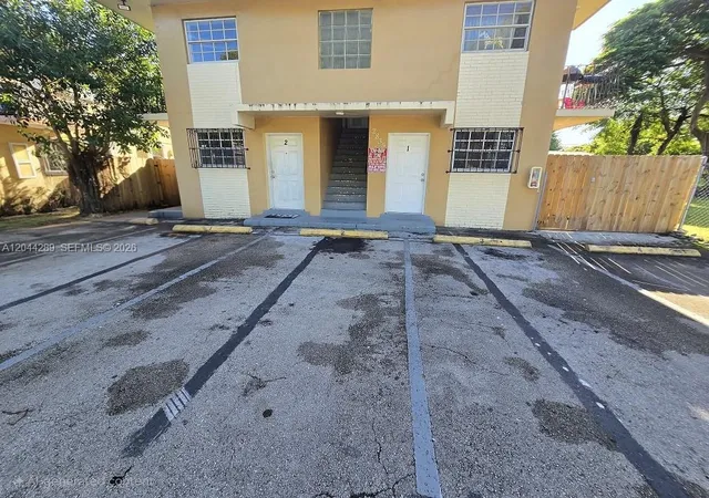 3rd image of 2835 Nw 22Nd Ave, Miami, FL 33142 | MLS# A12044289