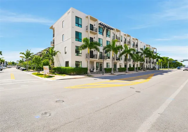 1st image of 8167 Nw 41St St, Doral, FL 33166