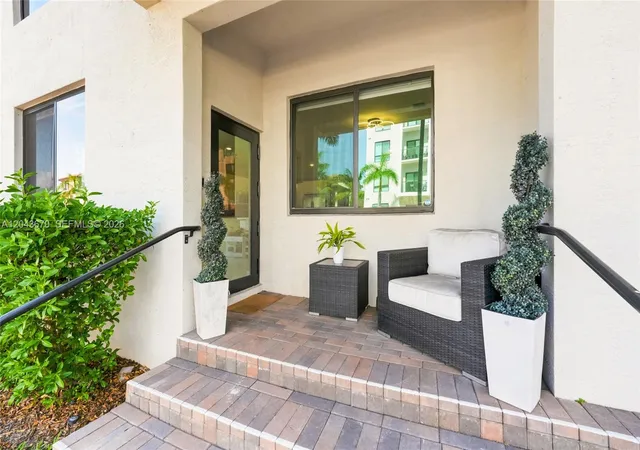 5th image of 8167 Nw 41St St, Doral, FL 33166